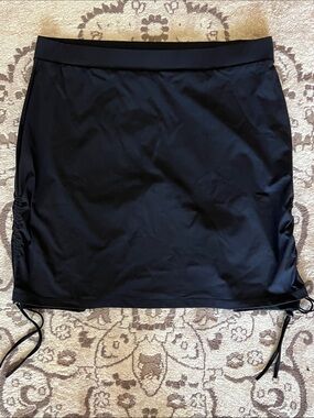 Snoga Athletics Women's Black Drawstring Side Skirt with Leggings NWOT